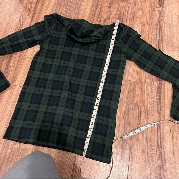 NWT J Crew Classic Tissue Turtleneck Blackwatch Plaid - Picture 8 of 9